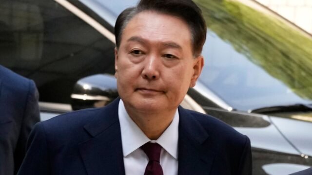 Presiden Korea Selatan yang digulingkan Yoon dijatuhi hukuman penjara karena