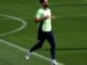 Pukulan berat bagi Barcelona karena Manchester City optimistis dengan perpanjangan kontrak target bek tersebut