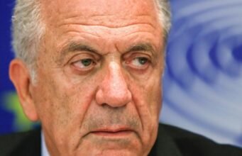 Qatargate: Avramopoulos tidak diberi wewenang, menurut Komisi Eropa