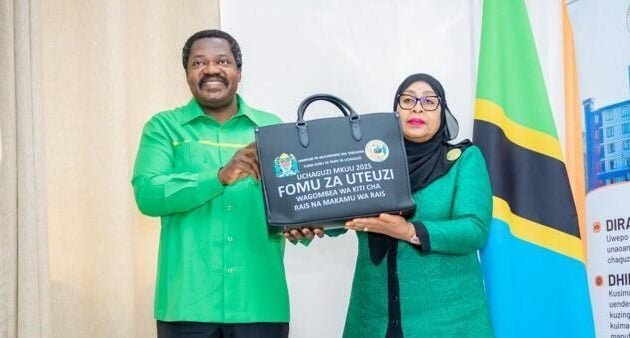 Samia dan Wakil Presiden Tanzania Nchimbi bentrok, menghancurkan partai yang
