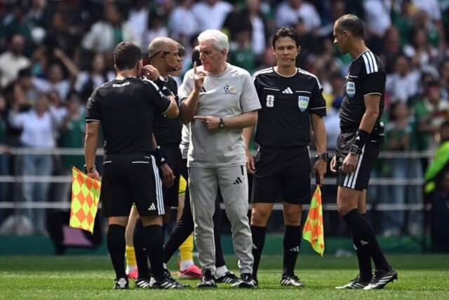 Segala sesuatu yang salah menjadi salah bagi Bafana dalam mimpi
