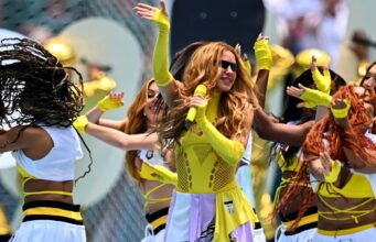 Shakira dan Burna Boy memeriahkan upacara pembukaan Piala Dunia 2026