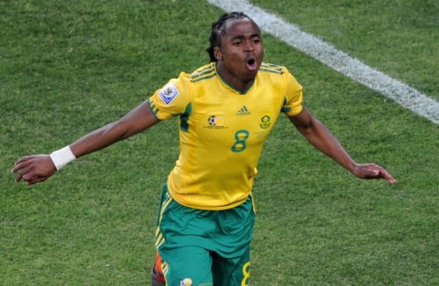Siphiwe Tshabalala menyelesaikan program eksekutif FIFA menjelang pertandingan penting Bafana