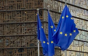 Temui kubu yang bersaing untuk mendapatkan hadiah sebesar €2 triliun dari UE