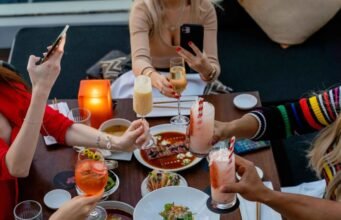 Temukan 6 restoran yang wajib dikunjungi untuk bersantap musim dingin di Cape Town