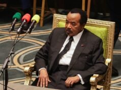 Tinggalnya Paul Biya di klinik Swiss memicu pertanyaan baru tentang suksesi Kamerun