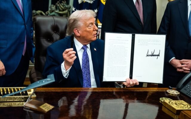 Trump dan Presiden Iran menandatangani kesepakatan untuk mengakhiri perang Timur
