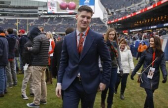 Viking menambahkan Ryan Pace ke kantor depan