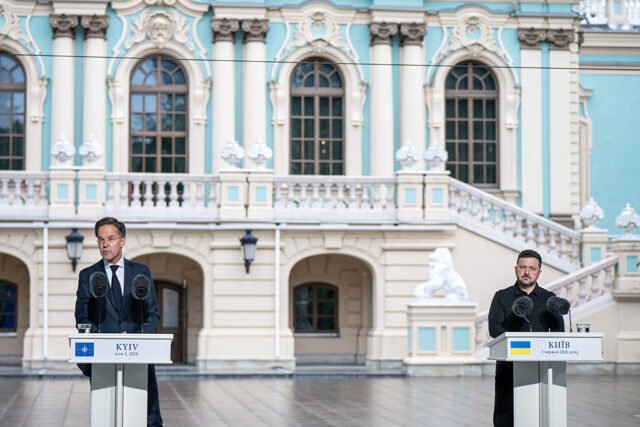 Zelensky mengatakan Ukraina telah mencapai kesepakatan untuk menambah sistem Patriot