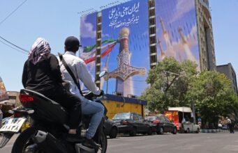 serangan udara AS-Iran; Tingkat inflasi; Piala Dunia: NPR