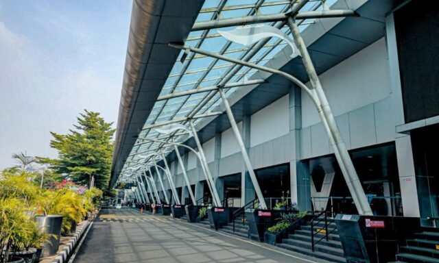 Bandara Husein Sastranegara Bandung akan ditetapkan kembali menjadi bandara internasional