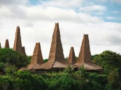 Lahir dalam perbudakan di Sumba Timur