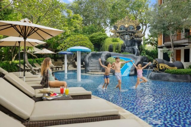 Liburan keluarga menjadi mudah di Padma Resort Legian