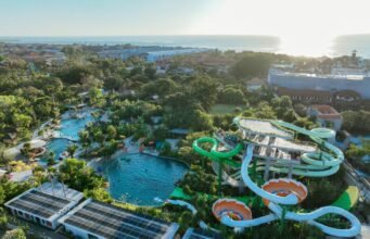 Nikmati petualangan di Waterbom Bali
