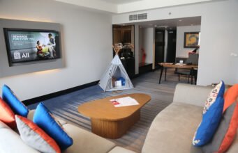 Pengalaman liburan sekolah yang menyenangkan di Pullman Jakarta Indonesia