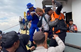Perahu tujuan Labuan Bajo tenggelam, turis asing terluka